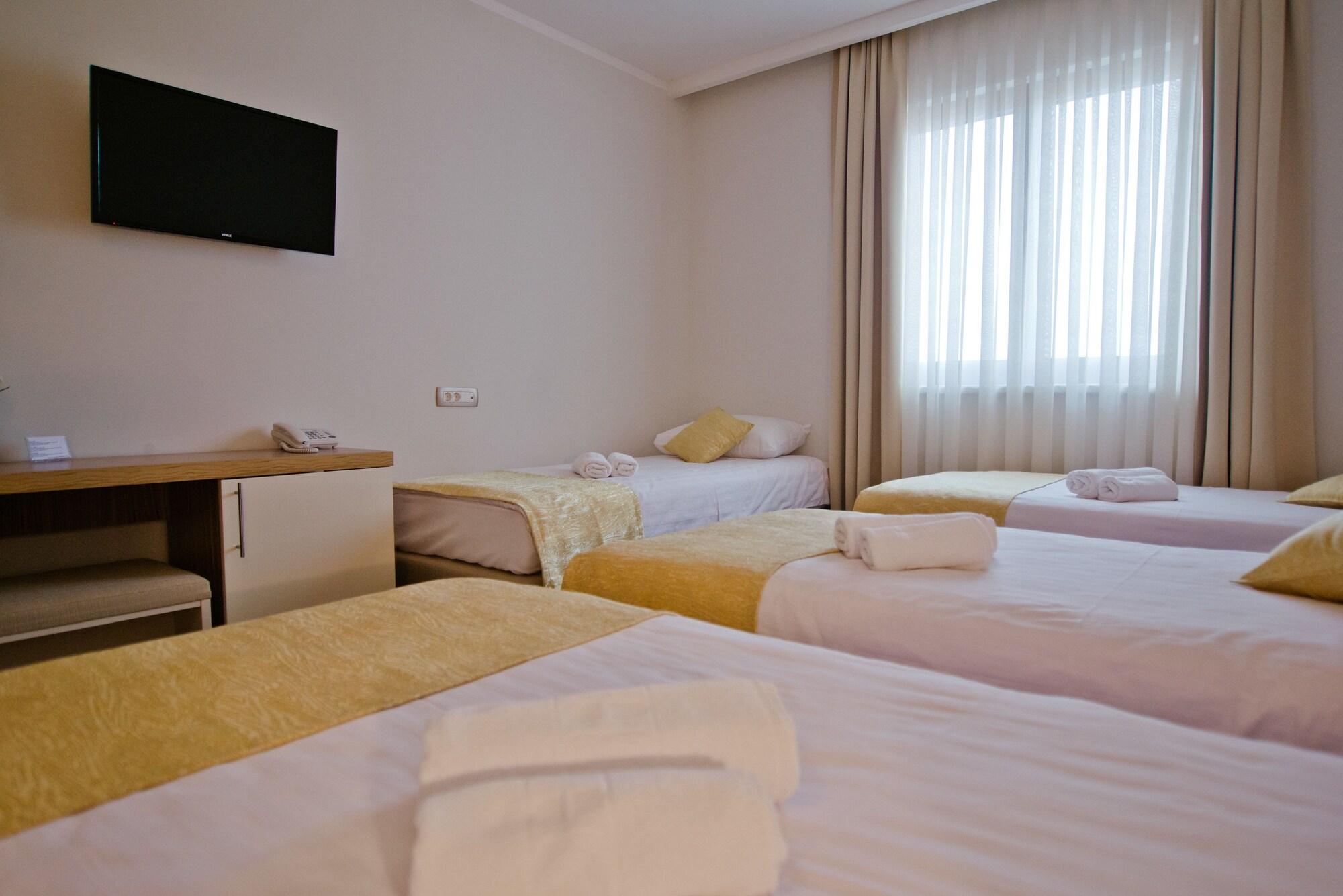 Hotel Luna Medjugorje Exterior photo